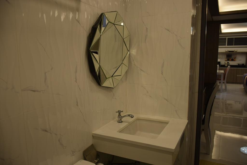 Family Suite Room Pratunam Bangkok Buitenkant foto