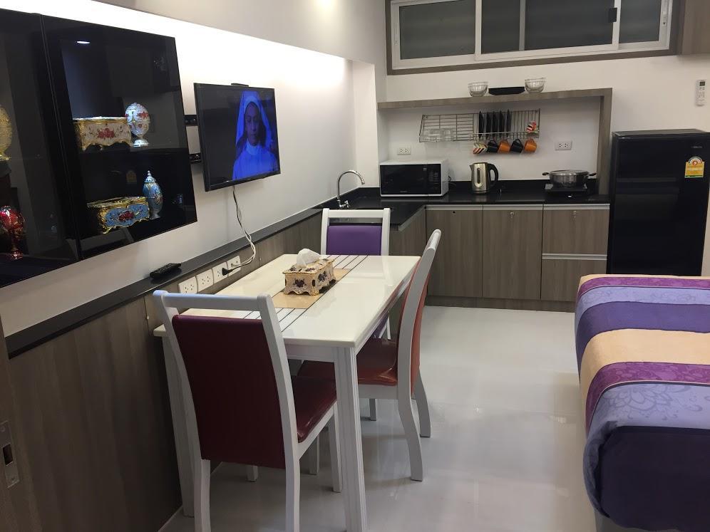 Family Suite Room Pratunam Bangkok Buitenkant foto