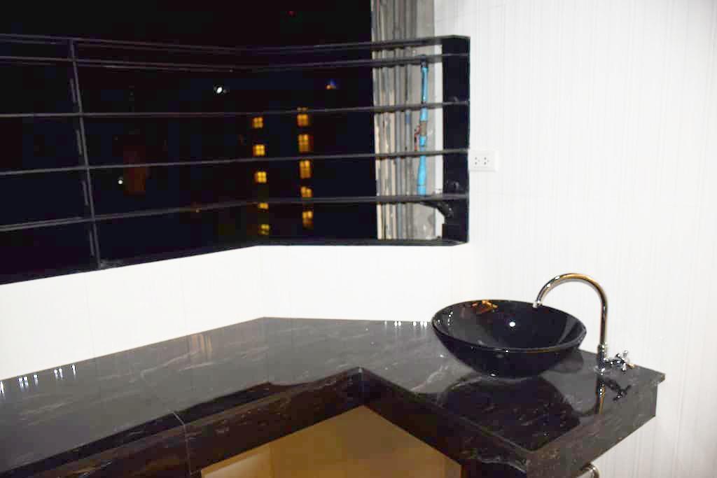 Family Suite Room Pratunam Bangkok Buitenkant foto