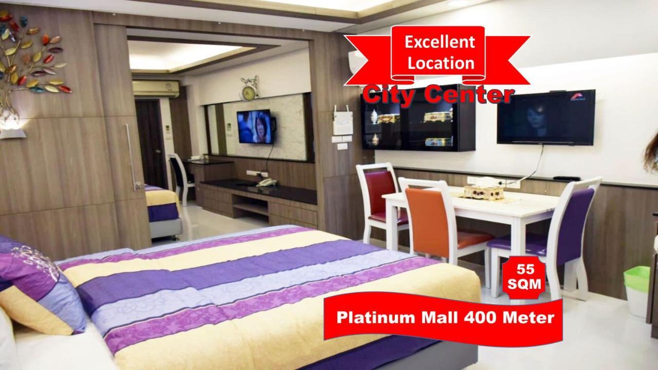 Family Suite Room Pratunam Bangkok Buitenkant foto